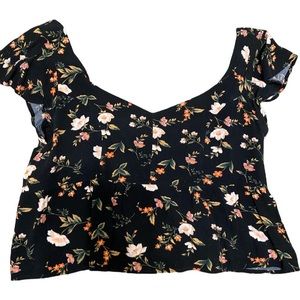 AE black cropped Top